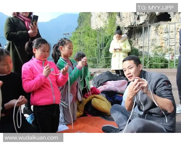 重庆极限运动队的逆袭之路：勇者无畏的挑战与坚持的真实故事